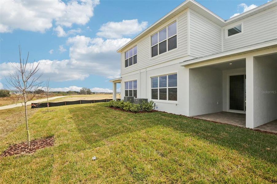 Exterior details and patio area of a home in , San Antonio (Image 3).
