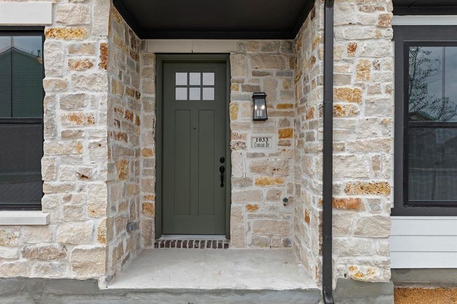 04. 1033 Concan - Ext. Entry