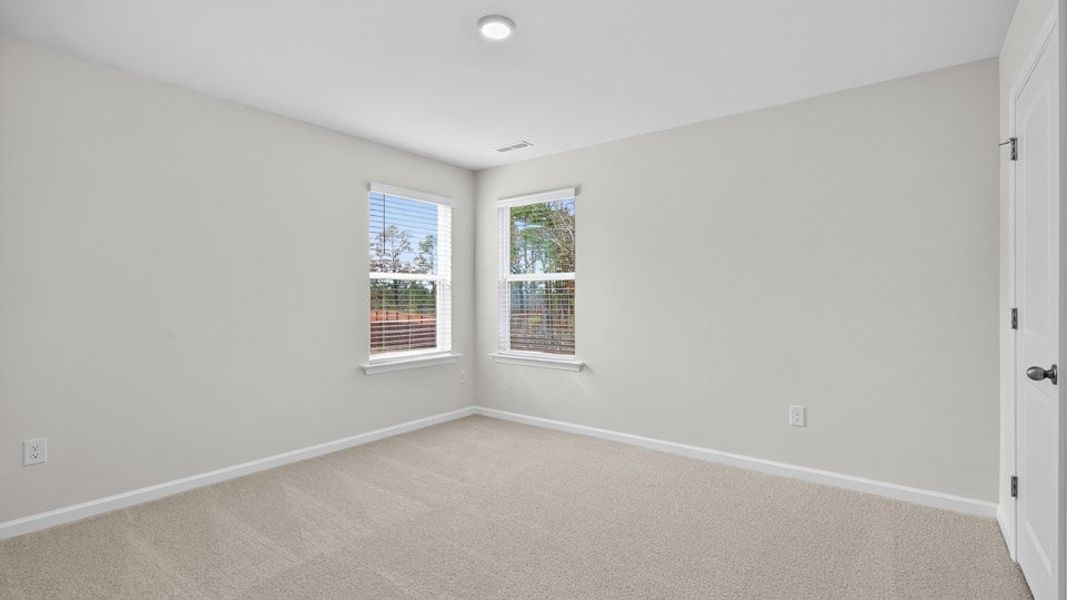Spacious, unfurnished interior of a new home in Mason Ridge, Spring Lake (Image 21).