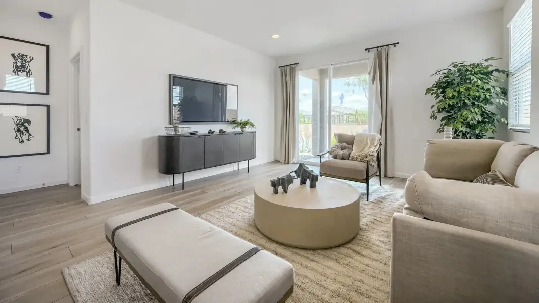 Representative furnished interior of a home built from the Solana Plan 3078 by Lennar in Western Garden, Phoenix (Image 10).