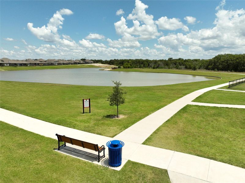 Community amenities in Southern Pointe, College Station (Image 19).