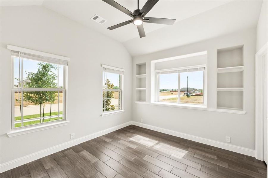 Spacious, unfurnished interior of a new home in Georgetown at Kings Fort 60s, Kaufman (Image 19).