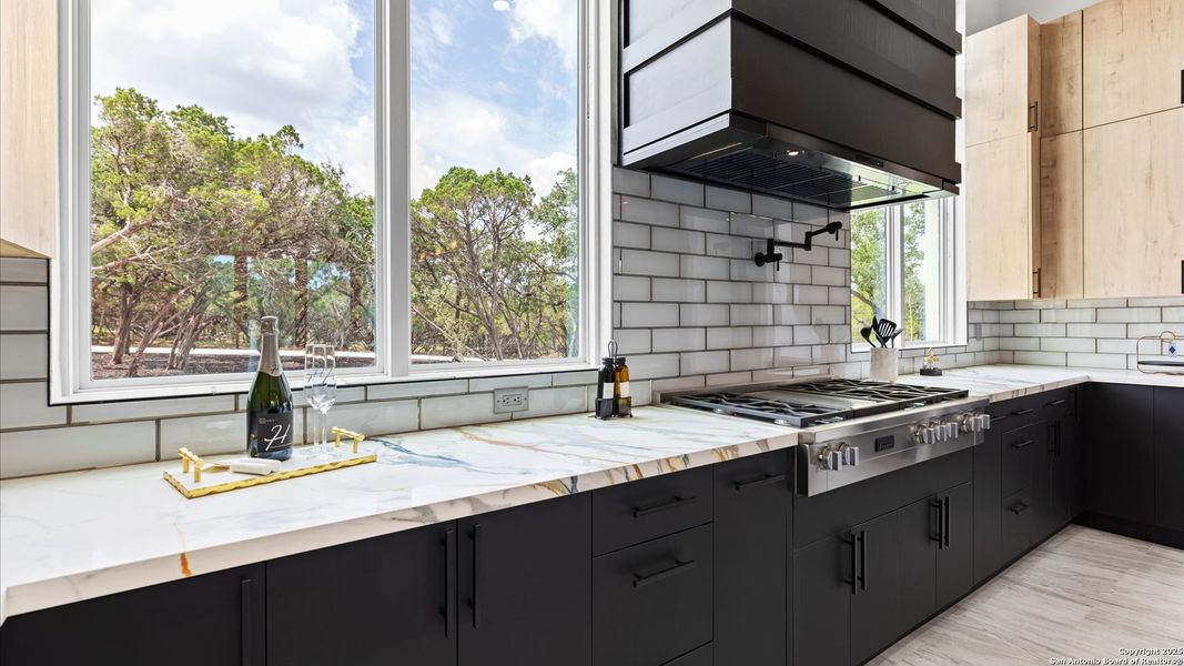 Image 53 of a home in .