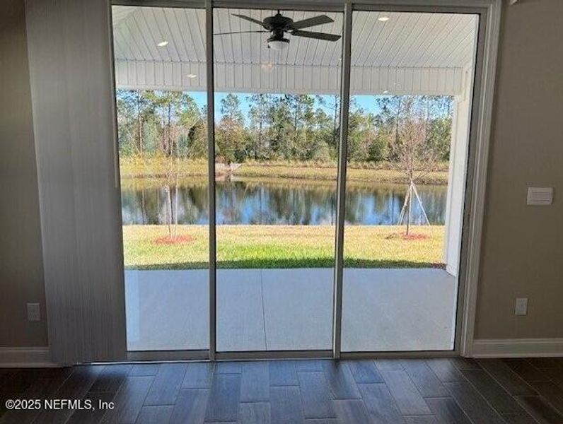 Spacious, unfurnished interior of a new home in Sawmill Branch, Palm Coast (Image 33).