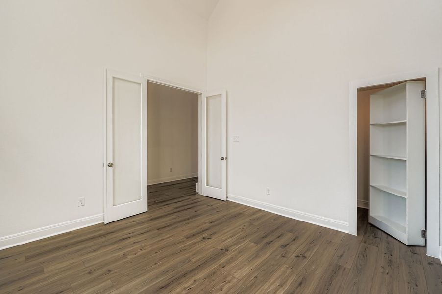Spacious, unfurnished interior of a new home in 6 Creeks, Kyle (Image 10). Spacious, unfurnished interior of a new home in 6 Creeks, Kyle (Image 10).