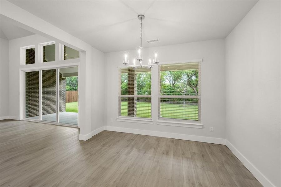 Spacious, unfurnished interior of a new home in Oaks of North Grove, Waxahachie (Image 34).