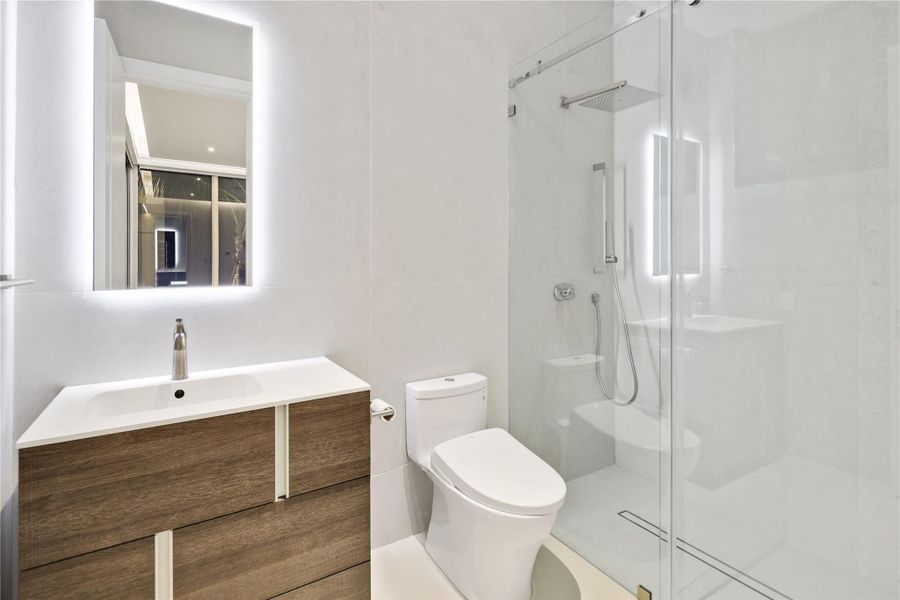 Furnished interior view inside a new home in , Parkland (Image 26).