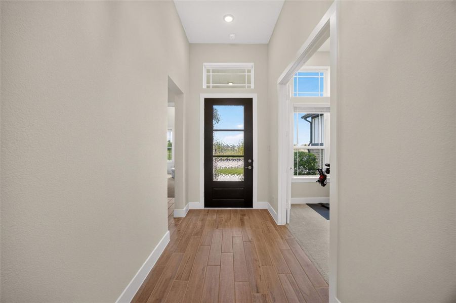 Spacious, unfurnished interior of a new home in Fulshear Lakes, Fulshear (Image 21).