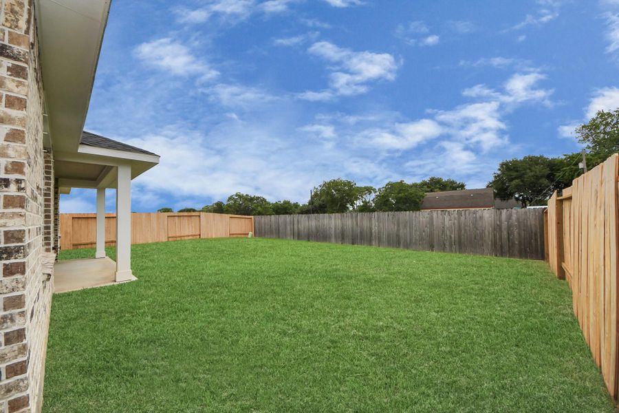 Image 28 of a home in Sunrise Cove: Landmark Collection.