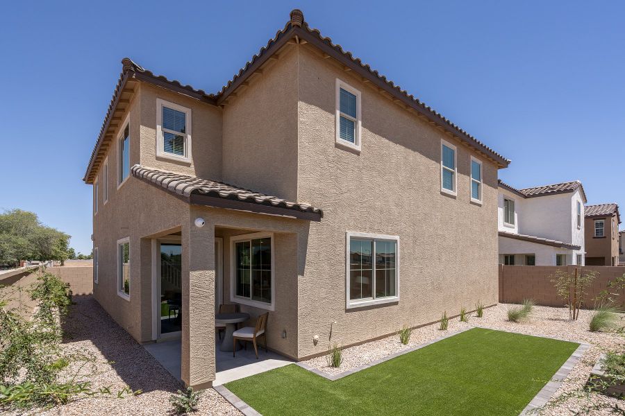 Representative exterior details of a home built from the 2 by Risewell Homes in Bella Storia, Gilbert (Image 4). Representative exterior details of a home built from the 2 by Risewell Homes in Bella Storia, Gilbert (Image 4).