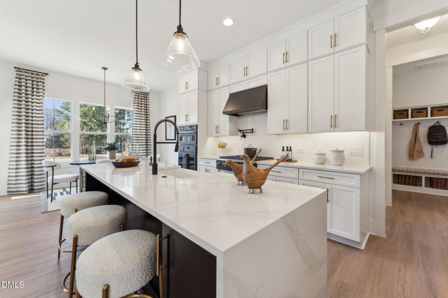 16- Kitchen 16- Kitchen