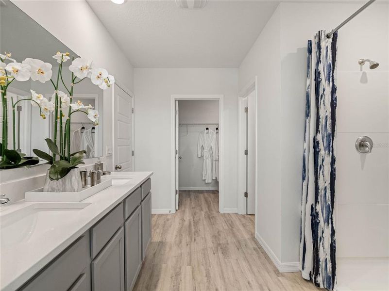 Furnished interior view inside a new home in Cascades, Davenport (Image 25).