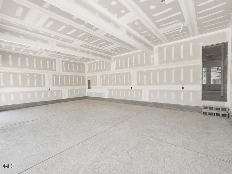 D1 - 3 Car Garage