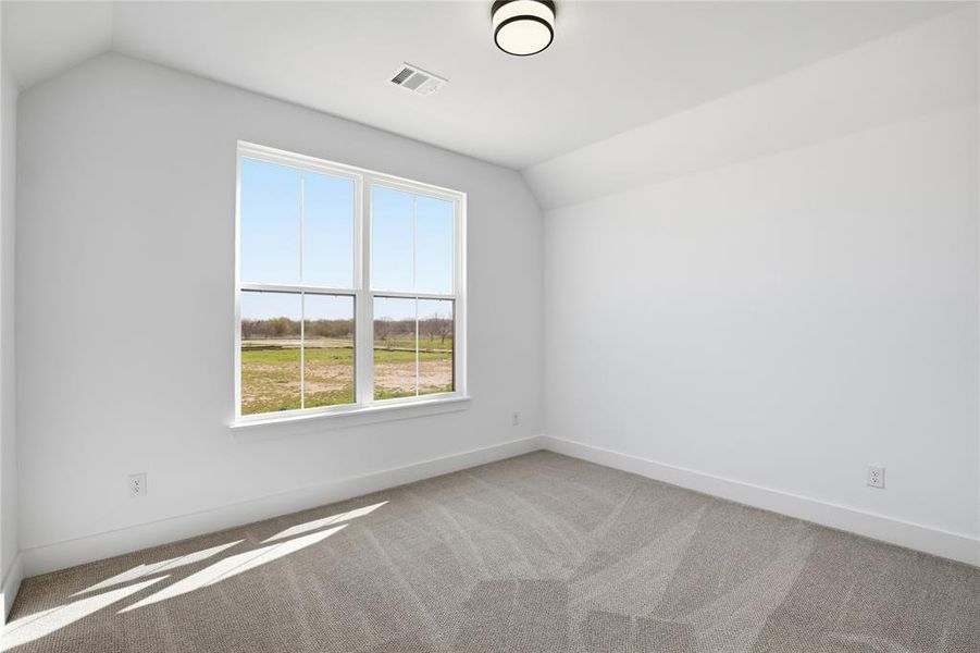 Spacious, unfurnished interior of a new home in Pecan Grove, Burleson (Image 28). Spacious, unfurnished interior of a new home in Pecan Grove, Burleson (Image 28).