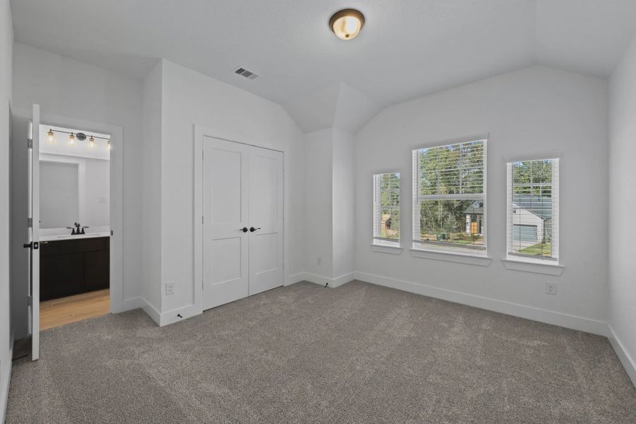 Representative unfurnished interior of a home built from the San Francisco by Chesmar Homes in The Woodlands Hills, Willis (Image 46). Representative unfurnished interior of a home built from the San Francisco by Chesmar Homes in The Woodlands Hills, Willis (Image 46).
