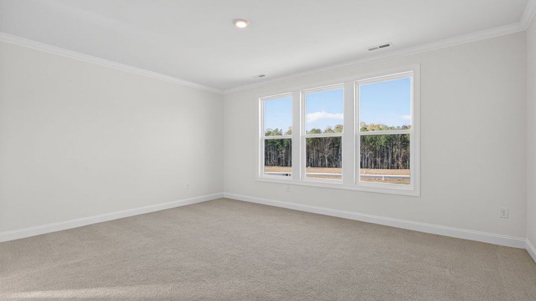 Spacious, unfurnished interior of a new home in The Estates Park, Apex (Image 22).