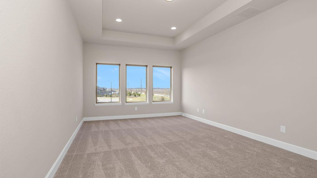 Spacious, unfurnished interior of a new home in Austin Point 60', Richmond (Image 9).