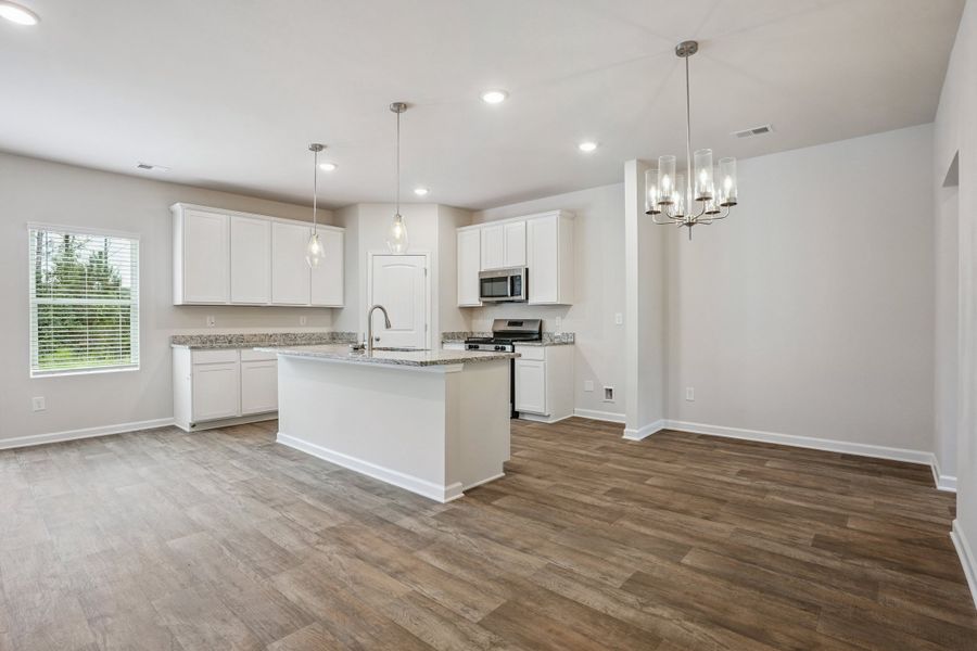 4br New Home in Social Circle, GA.  - Slide 9