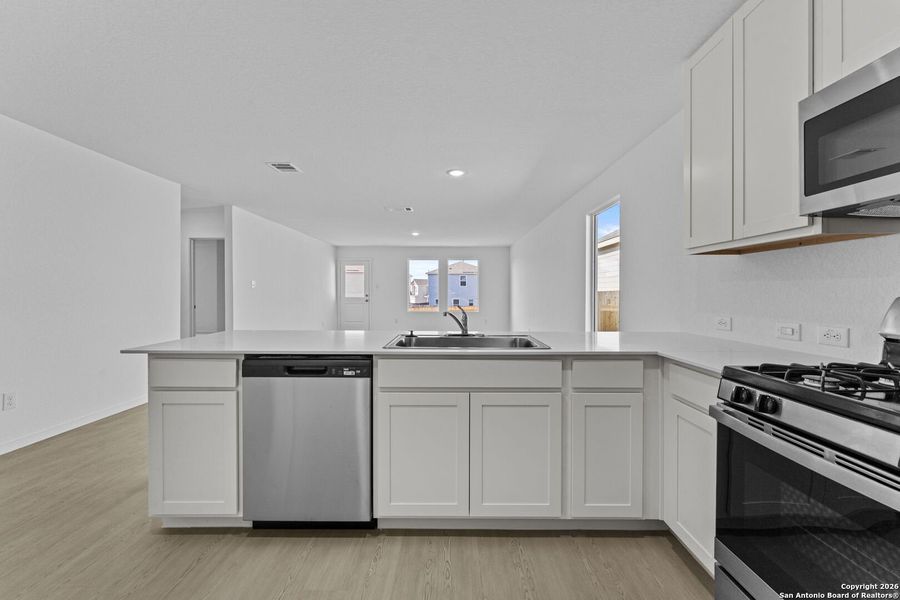 Furnished interior view inside a new home in , New Braunfels (Image 4).