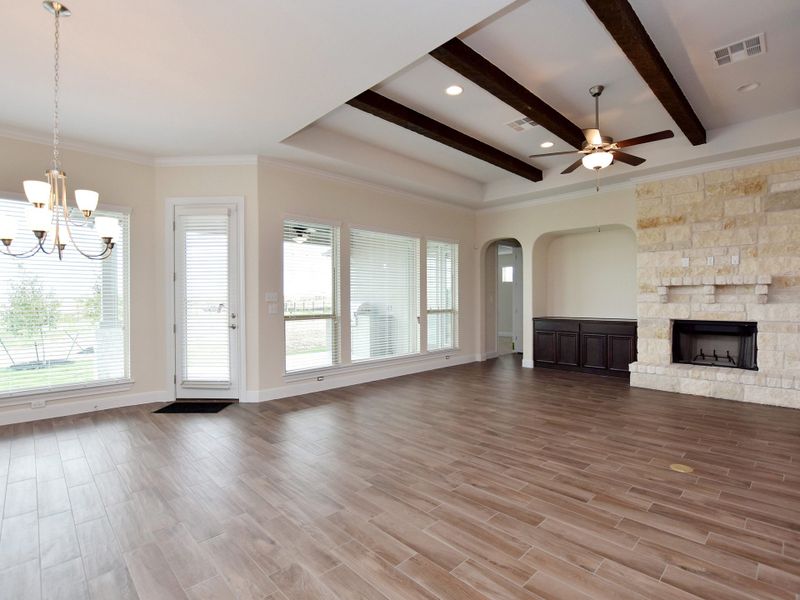 Representative unfurnished interior of a home built from the San Simeon I by Giddens Homes in Clearwater Ranch, Liberty Hill (Image 484).