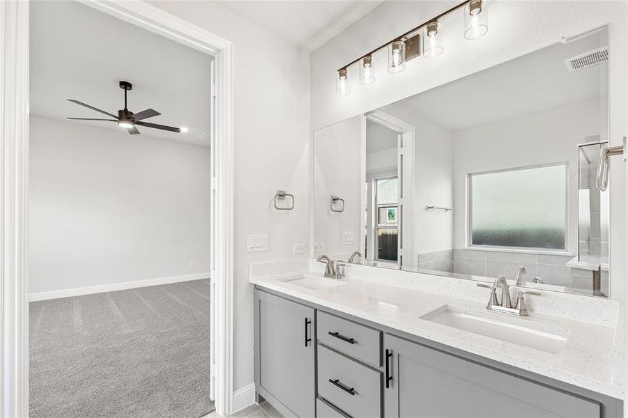 Furnished interior view inside a new home in Sable Creek, Sanger (Image 12).