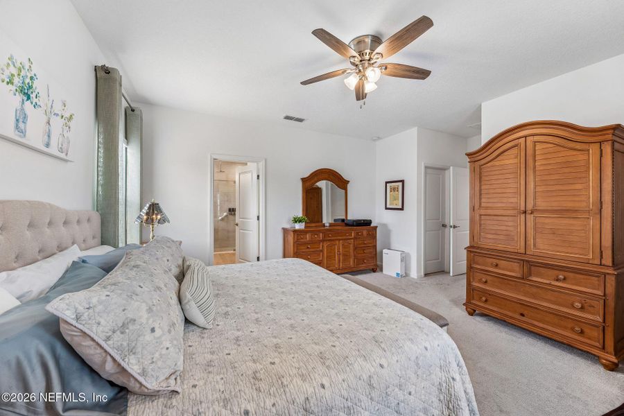 Furnished interior view inside a new home in , Yulee (Image 37).