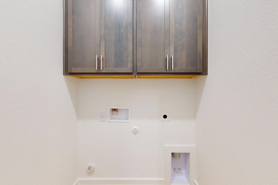 Close-up of interior finishes inside a home in Edgewood, Leander (Image 13).