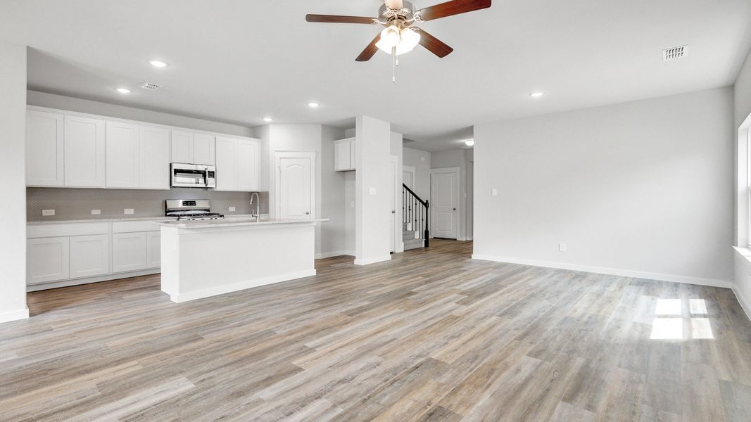 Representative furnished interior of a home built from the Meyerson by Brightland Homes in Cielo, Conroe (Image 8). Representative furnished interior of a home built from the Meyerson by Brightland Homes in Cielo, Conroe (Image 8).