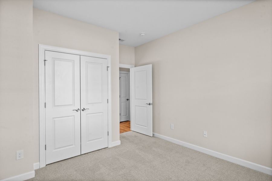 Representative unfurnished interior of a home built from the The Sunset Cove by Chesapeake Homes in Bridgewater - Shorehaven Village, Little River (Image 8).