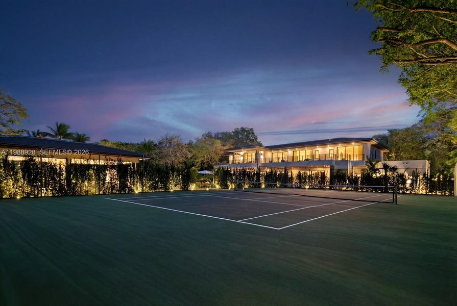 Community amenities in , Miami (Image 68).