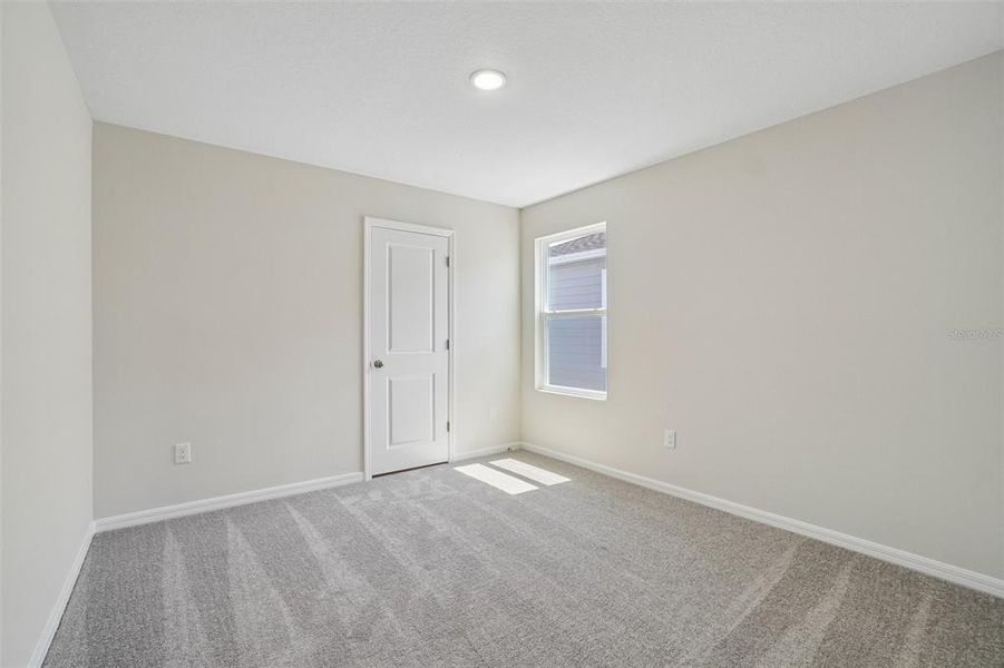 Spacious, unfurnished interior of a new home in Two Rivers, Zephyrhills (Image 29).
