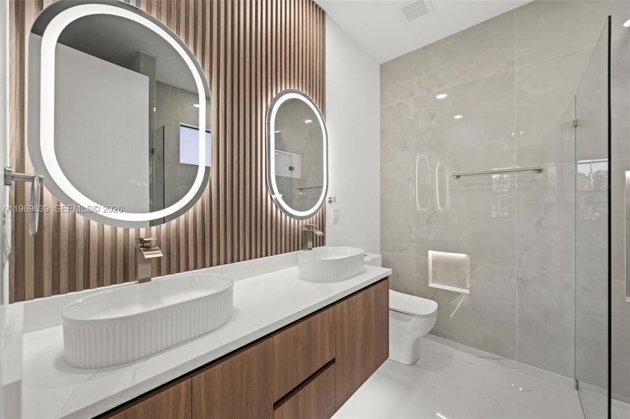 Furnished interior view inside a new home in , Cape Coral (Image 10).