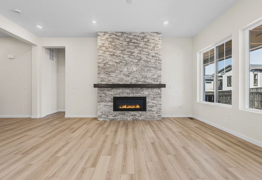 Homesite 70 Great Room - 2 of 16