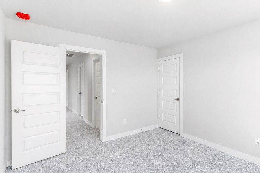 Spacious, unfurnished interior of a new home in , Gainesville (Image 17). Spacious, unfurnished interior of a new home in , Gainesville (Image 17).