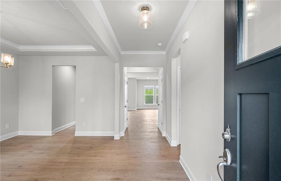 Spacious, unfurnished interior of a new home in Sierra Creek, Hoschton (Image 22).