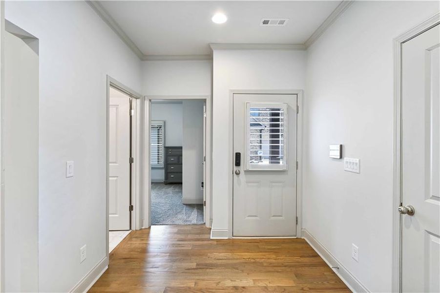 Spacious, unfurnished interior of a new home in , Auburn (Image 19).