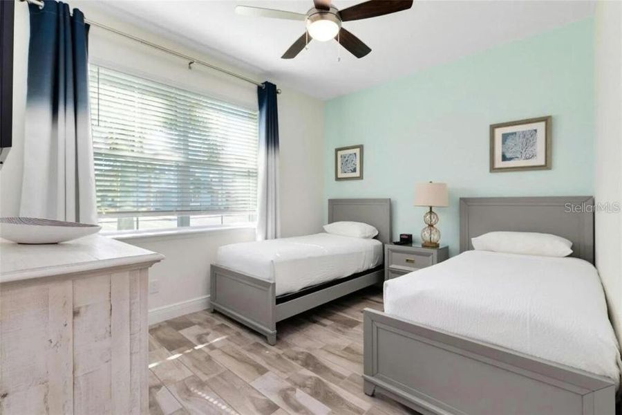 Furnished interior view inside a new home in , Kissimmee (Image 6).