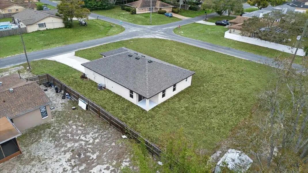 Image 37 of a home in . Image 37 of a home in .