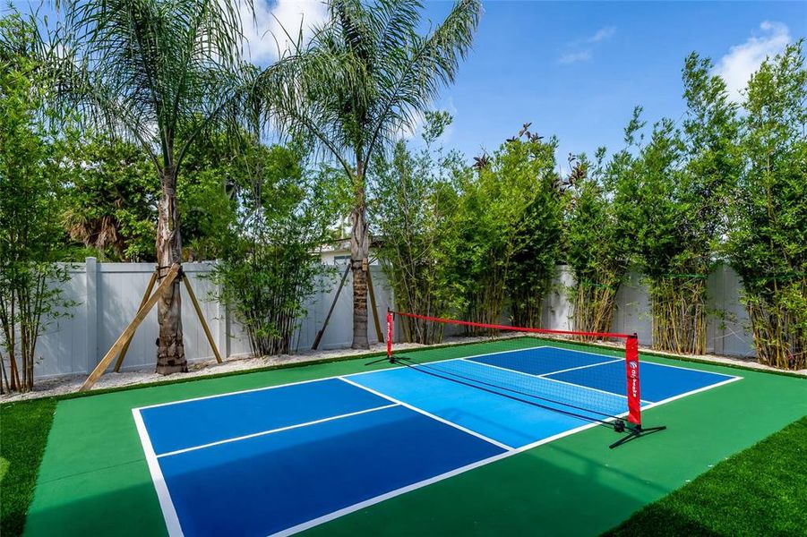 Community amenities in , Anna Maria (Image 76). Community amenities in , Anna Maria (Image 76).