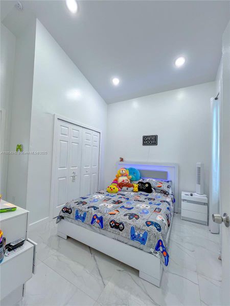 Furnished interior view inside a new home in , Lehigh Acres (Image 47). Furnished interior view inside a new home in , Lehigh Acres (Image 47).