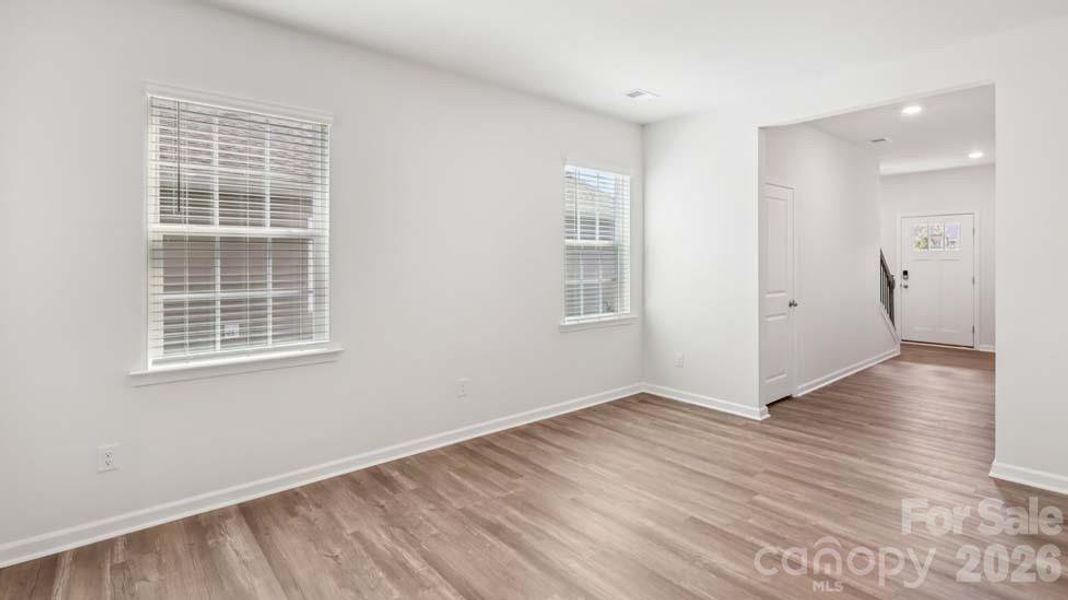 Spacious, unfurnished interior of a new home in Wallace Springs, Statesville (Image 16).