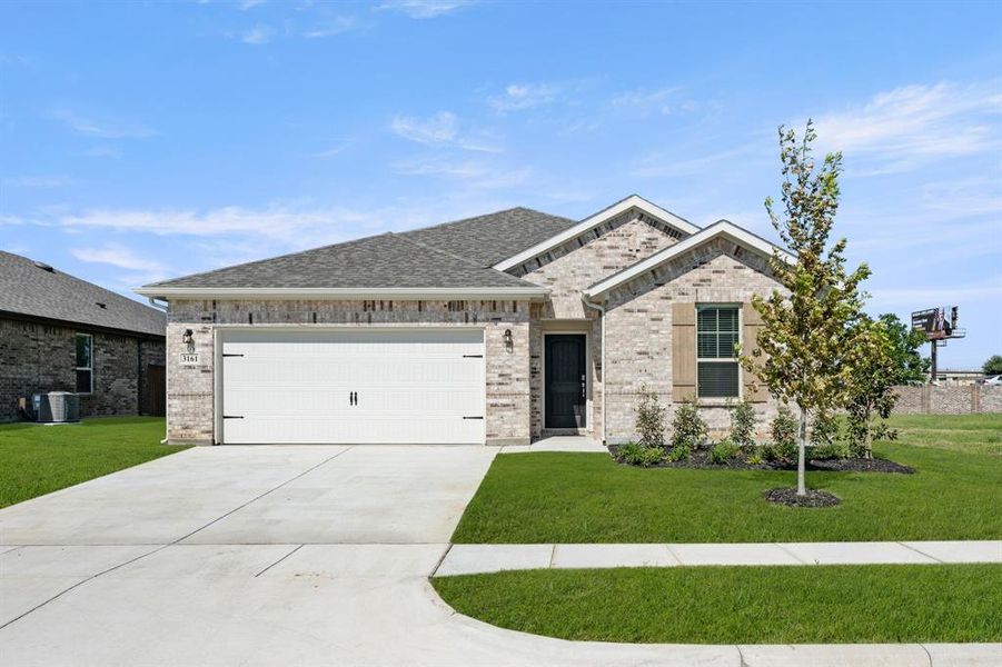 3161 Manchester- Front-1