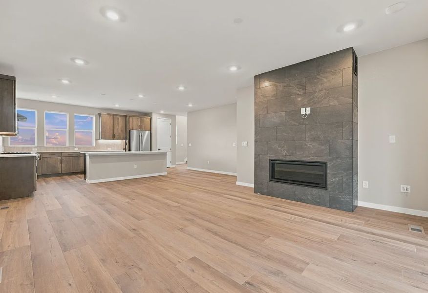 Homesite 346 Great Room, Dining + Kitchen - 3 of 17