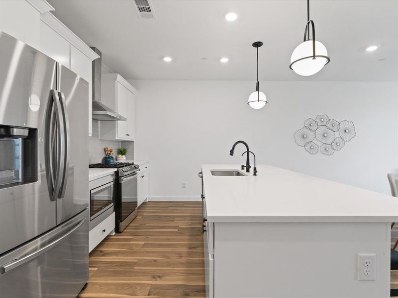 Furnished interior view inside a new home in , Prosper (Image 9).