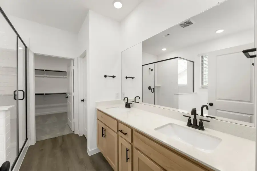 Primary Bathroom Representative Photo featuring the Foundry Collection