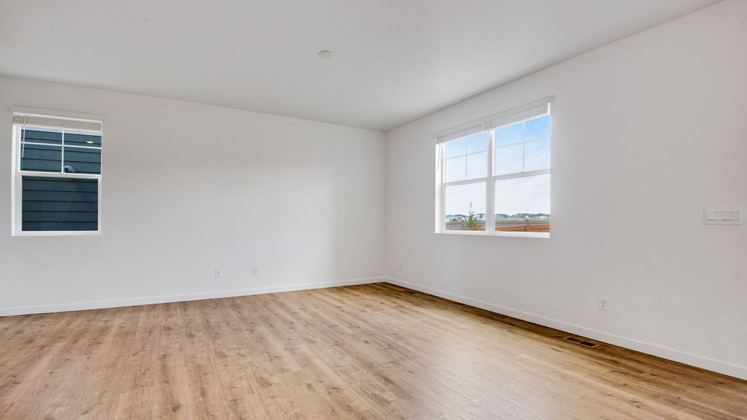 Spacious, unfurnished interior of a new home in Sky Ranch, Watkins (Image 11). Spacious, unfurnished interior of a new home in Sky Ranch, Watkins (Image 11).