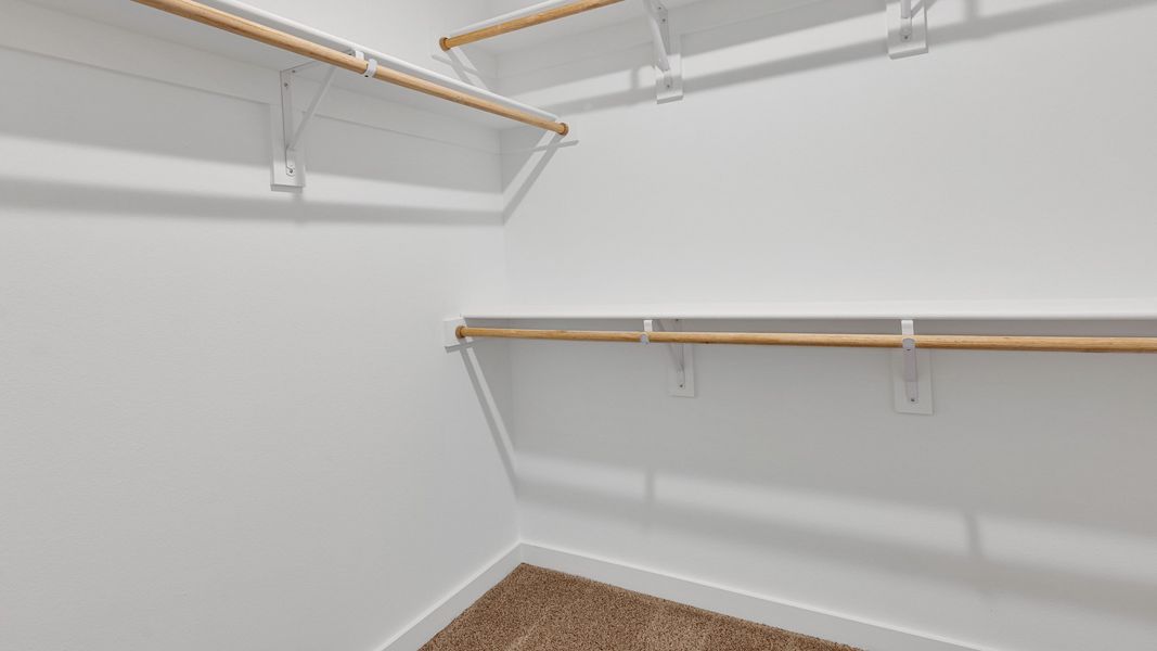 Spacious, unfurnished interior of a new home in Allen Farms, Lubbock (Image 19).