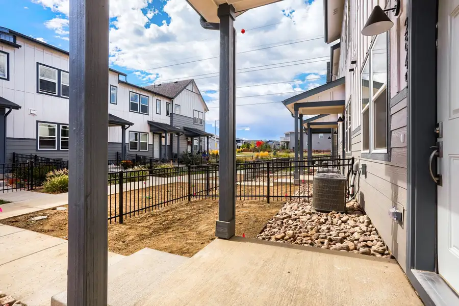 Longmont, CO New Home.  - Slide 2