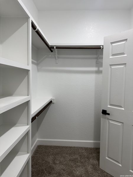 Image 38 of a home in .