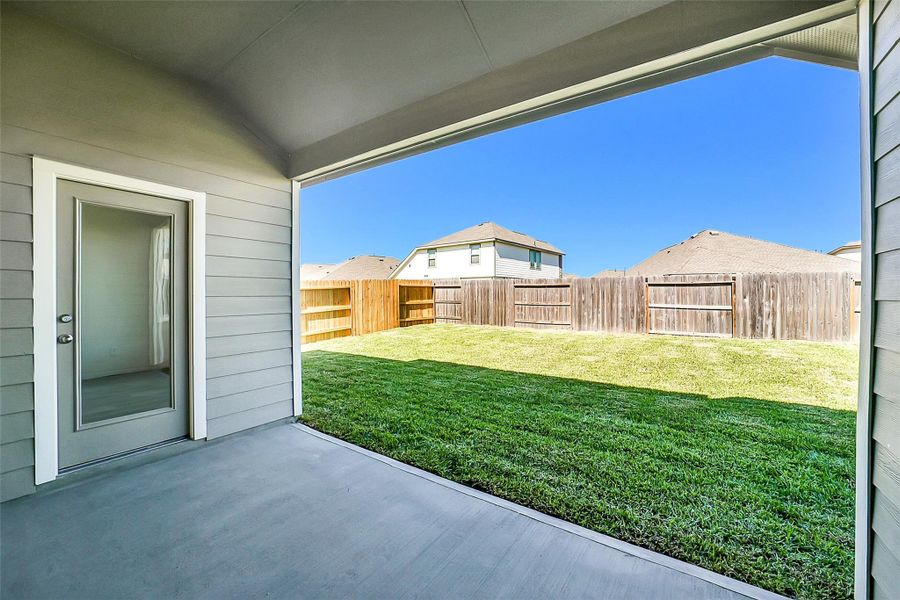 Exterior details and patio area of a home in Stone Creek Ranch, Hockley (Image 4). Exterior details and patio area of a home in Stone Creek Ranch, Hockley (Image 4).